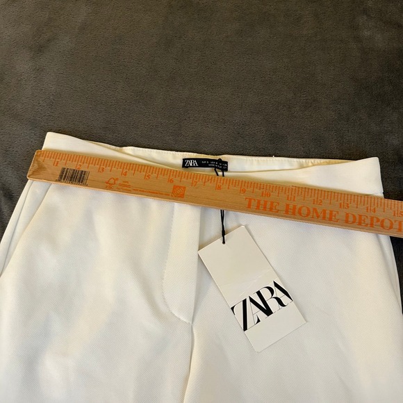 Zara Cream Women's Bermuda Shorts - Picture 8 of 13